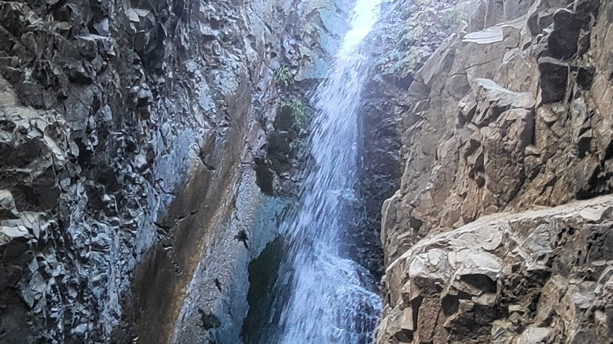 The falls in the gorge